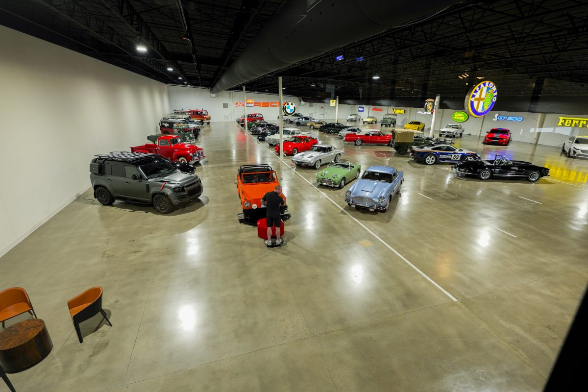 Meet the American-Made Electric Vehicle Mover