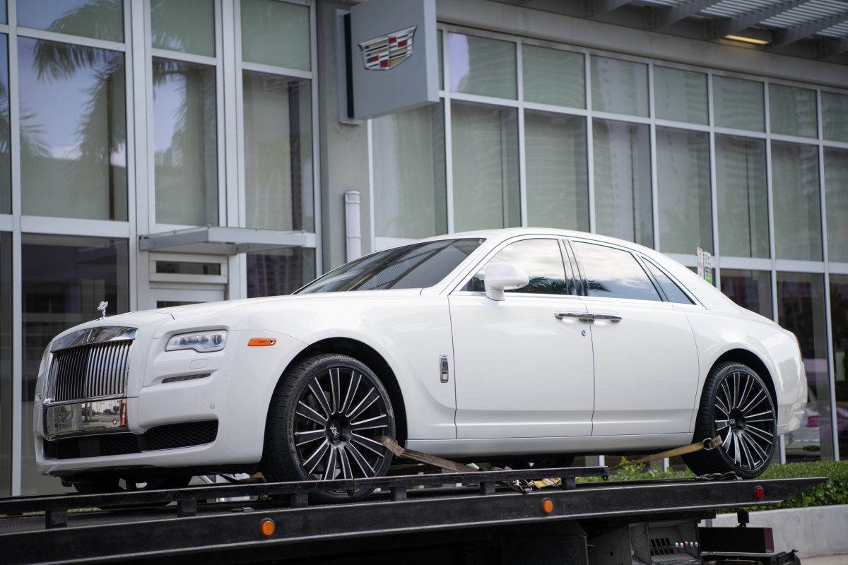 Work Smarter, Not Harder: Why Pushing Dead Cars is Ruining Your Shop’s Productivity