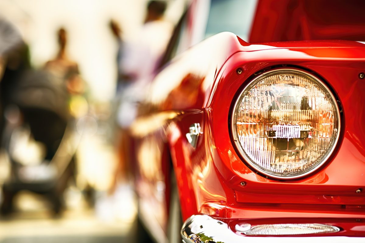 How Boutique Dealerships Move Cars Efficiently with an Electric Car Pusher